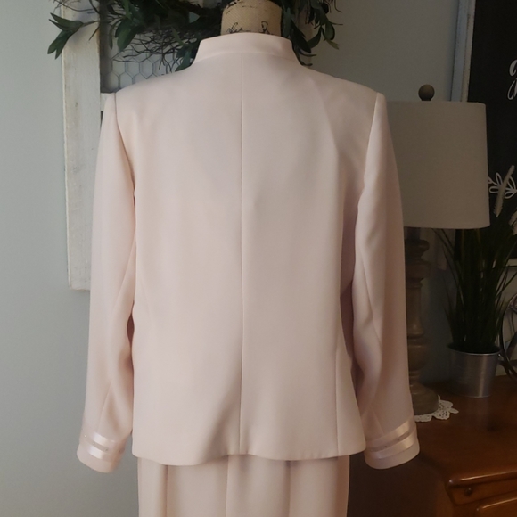 Junnie Leigh mother of bride/ groom dress size 16 - Picture 5 of 8